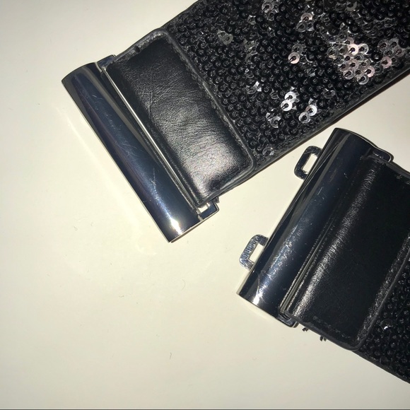 BCBGMaxAzria Sequin Belt Front Closure - Picture 8 of 8